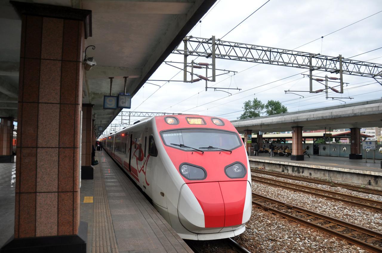 花蓮星晟棧飯店starry Inn近太平洋新城車站 Eksteriør bilde